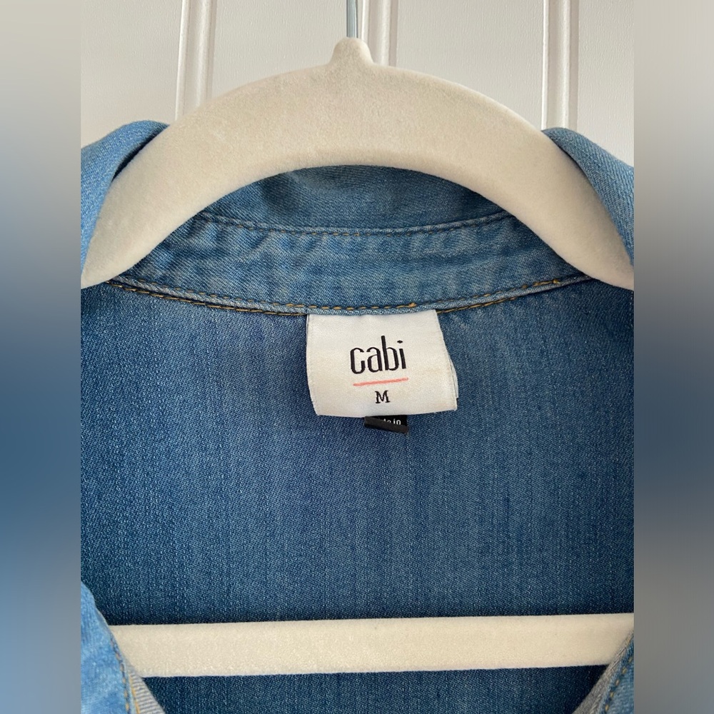 Cabi Long Sleeve Button Up Chambray Soft Denim Western Shirt Medium - Picture 4 of 11